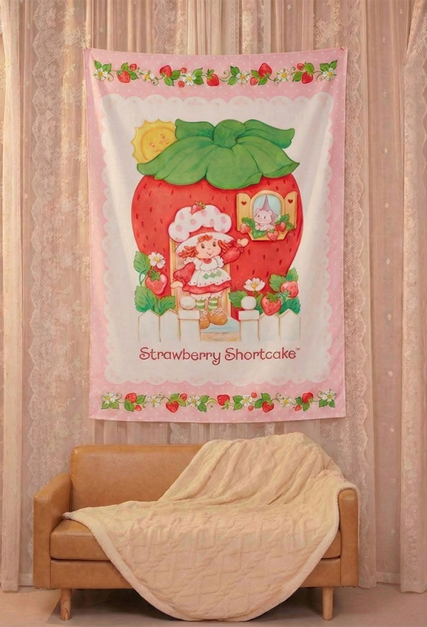 Officially Licensed Strawberry Shortcake Vintage Tapestry – Single-Sided Wall Hanging Decor