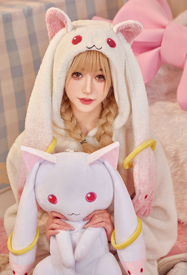 Officially Licensed Puella Magi Madoka Magica Kyubey Plush Backpack