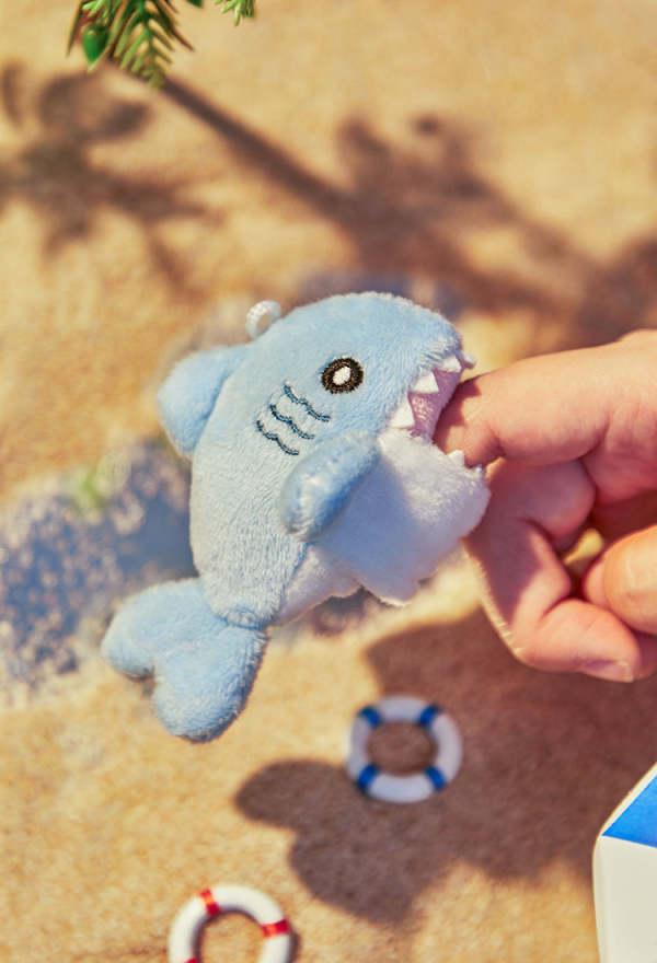 Micotaku Shark Finger Puppet Craft Kit